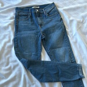 Levi’s high rise super skinny blue jeans